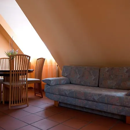 Holmbecks Guest house